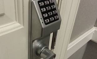Colorado Springs Locksmith Service Colorado Springs, CO 719-208-3262
